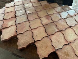 terracota flor de lis 02